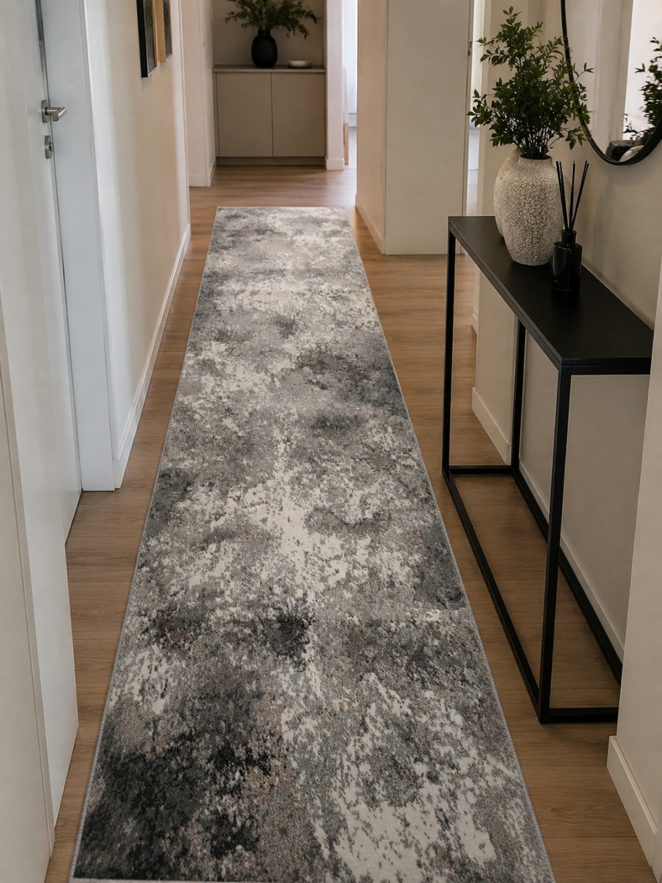 Covor Traversa, Leio, Gri, 100x900 cm, Delta 18098 BG19