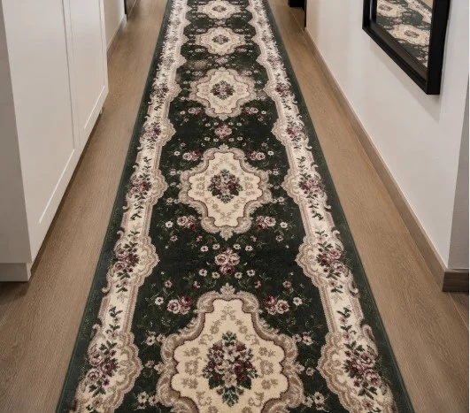 Covor Traversa, Lotos, Verde, 60x600 cm, Delta 570