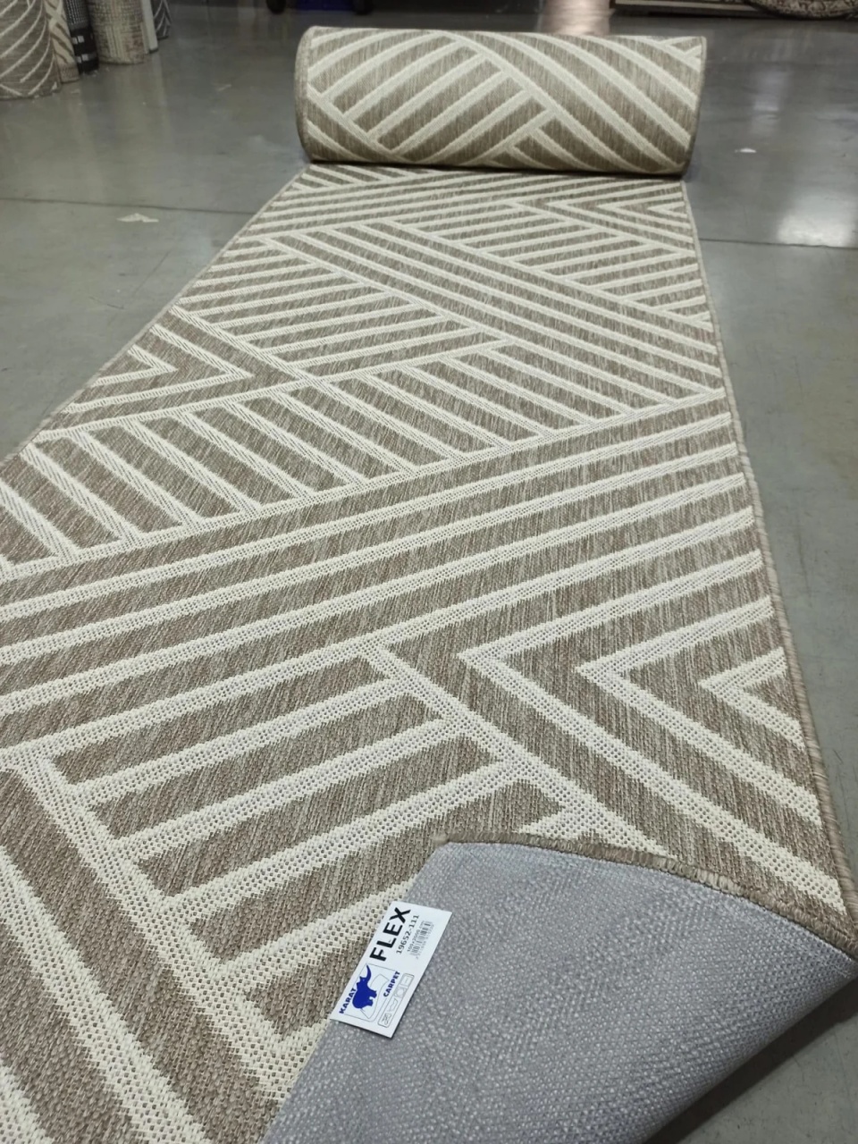 Covor Traversa, Flex, Crem, 75x800 cm, Delta 19652-111