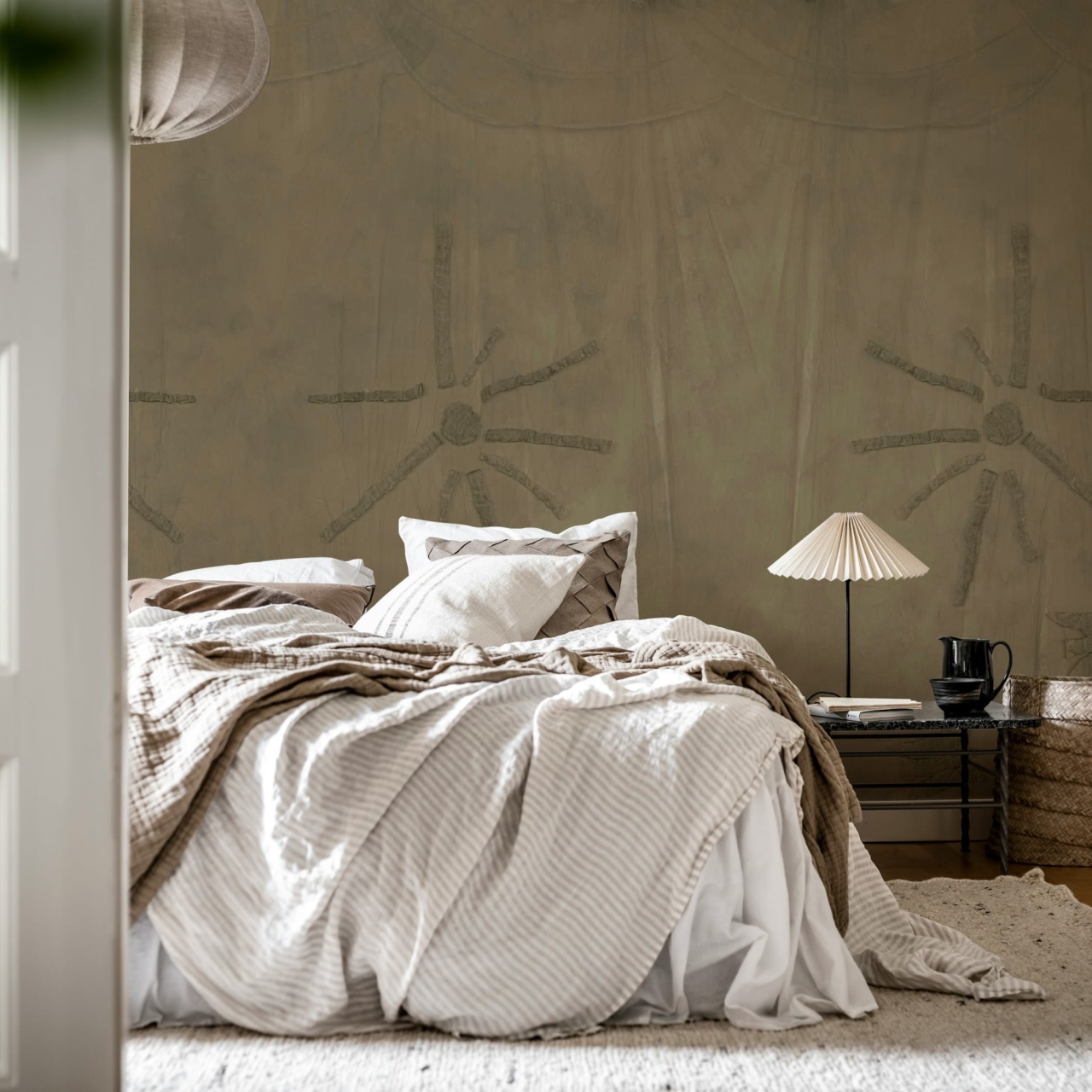 Fototapet, Silenzio, Dark Beige, Rebel Walls