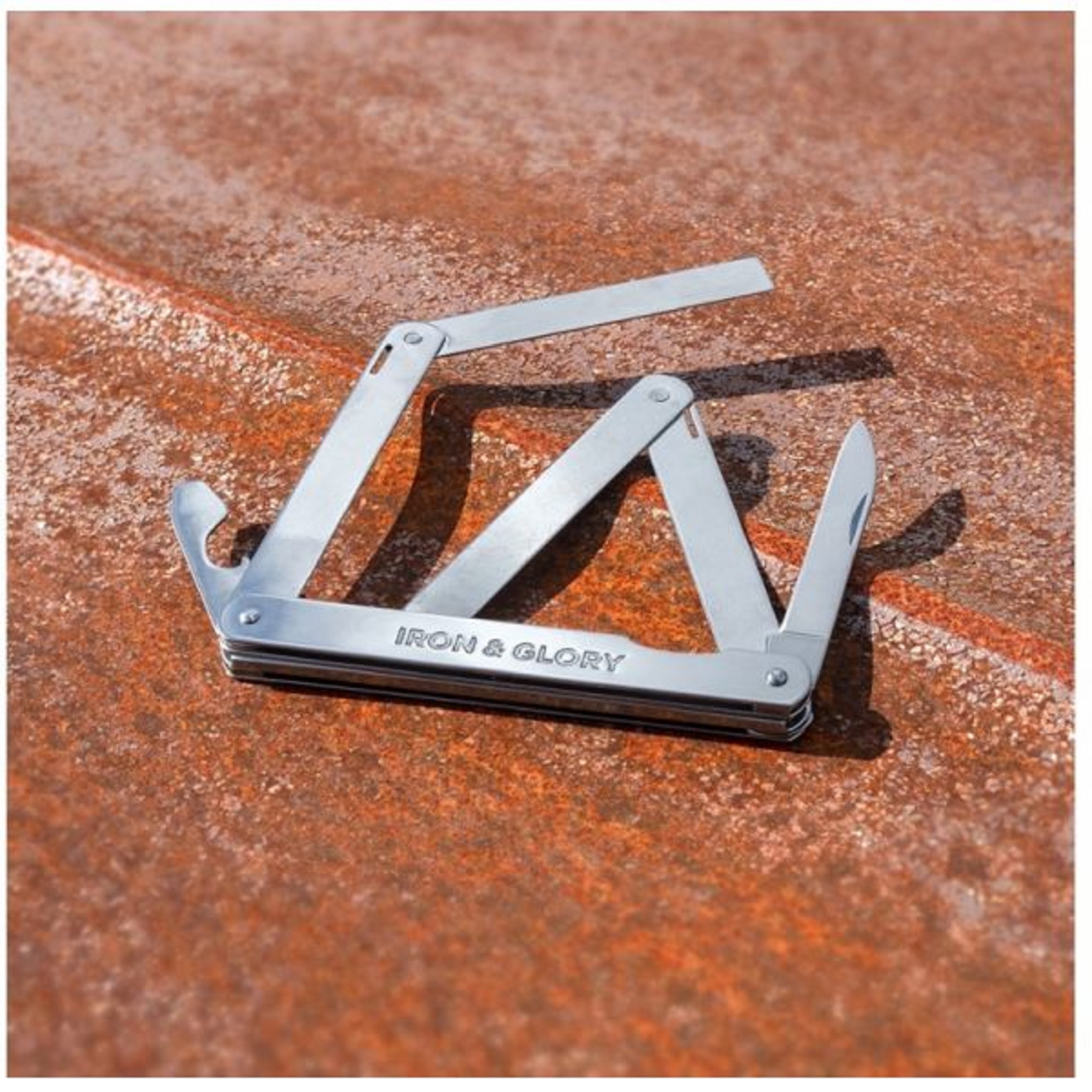 Multiunealta - Iron & Glory - Rule Tool | Suck UK