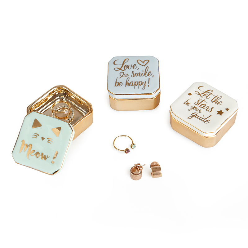 Cutie pentru bijuterii - Ring Holder - Golden Box | Balvi