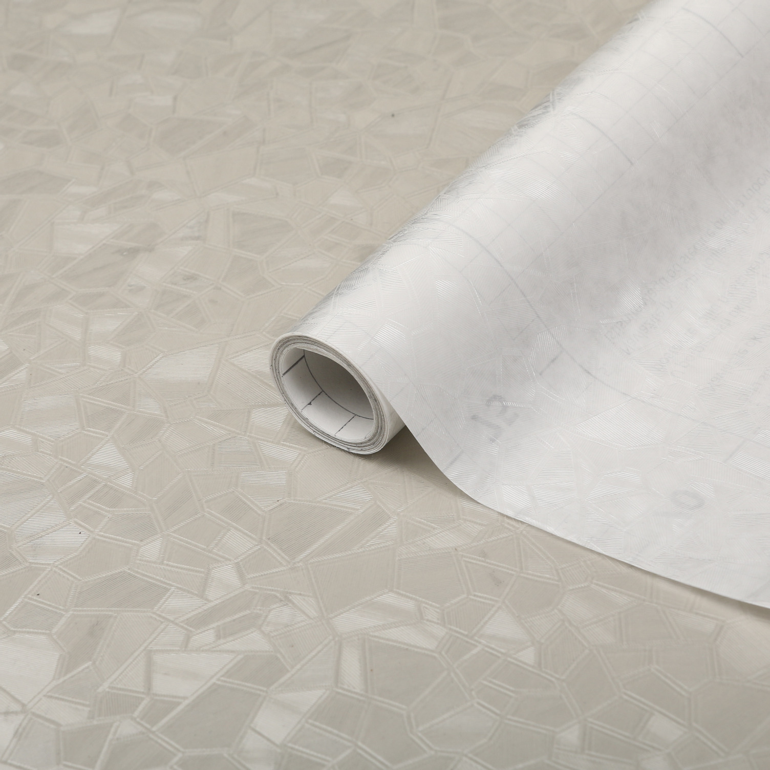 Folie geam, fara adeziv, model forme geometrice, semitransparent, 45cmx1.5m, d-c-Fix, Splinter