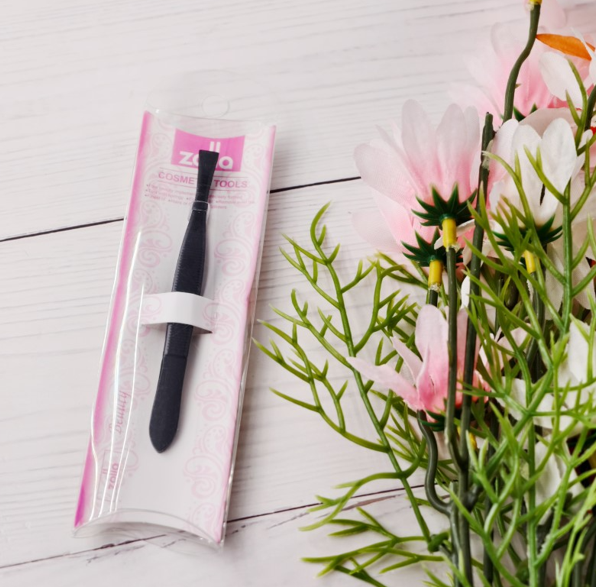 Pensetă profesională Zolla neagră pentru îngrijire cosmetică