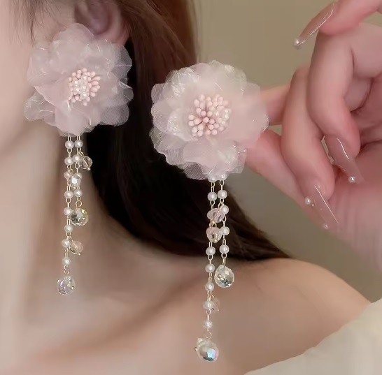 Cercei Eleganti Model Floare